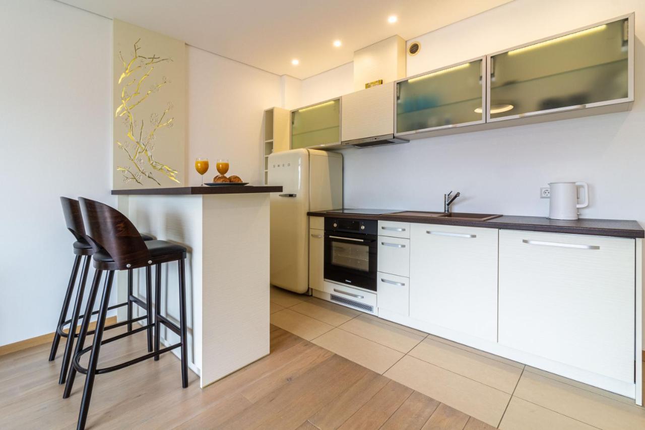 Cohost I Sunny Center Apt, Covered Parking, Balcony & Self Check-In 카우나스 외부 사진